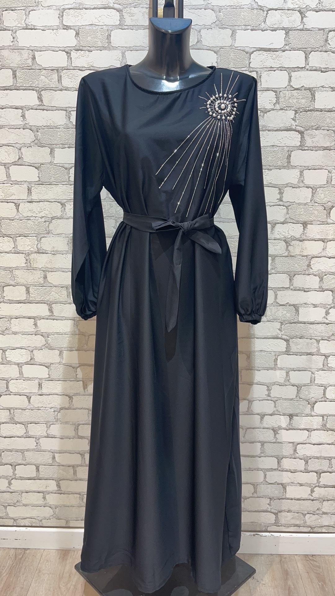 Abaya Adji